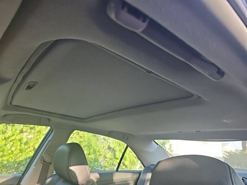 Used 2008 Toyota Camry SE w/ Sport Leather Pkg FWD image 4