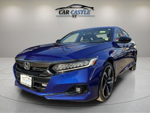 Used 2021 Honda Accord Sport image 2