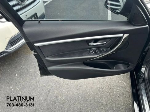 Used 2018 BMW 330i Sedan RWD image 18