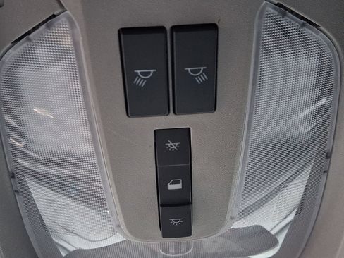 Used 2016 Chevrolet Equinox LS image 25