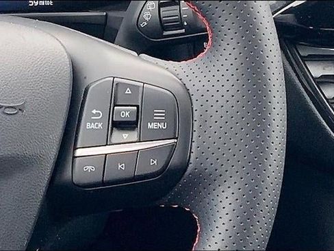 Used 2024 Ford Escape ST-Line w/ Equipment Group 301A image 17