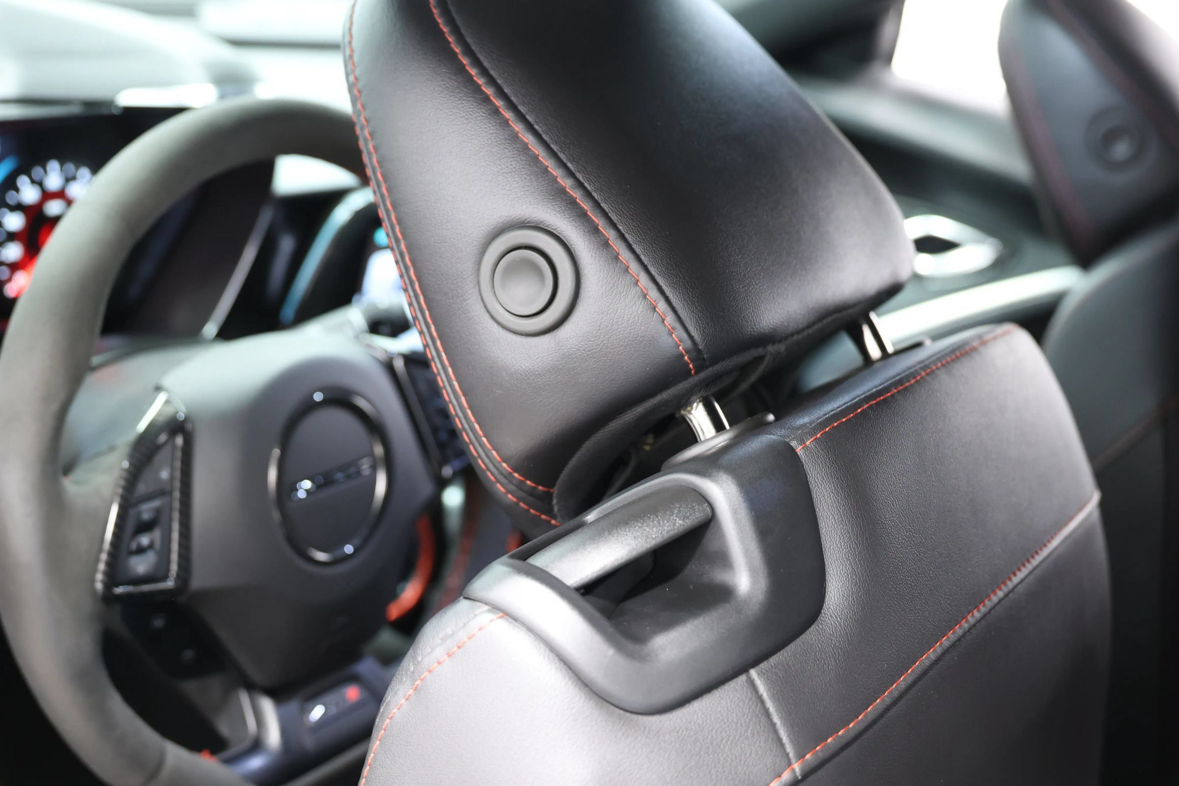 Used 2018 Chevrolet Camaro ZL1 RWD image 61