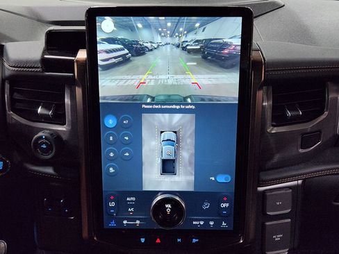 Used 2022 Ford F150 Lightning Lariat w/ Equipment Group 511A High image 37