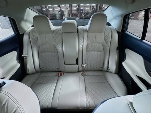New 2026 Nissan Sentra SL w/ Floor Mat Package FWD image 22