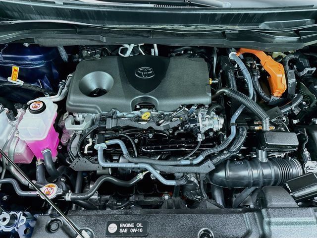 Used 2025 Toyota Sienna XLE w/ XLE Plus Package AWD/4WD image 32