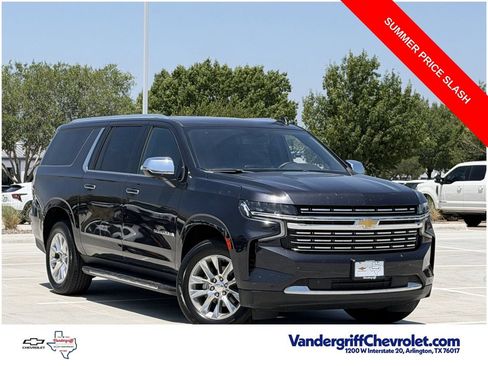 Used 2023 Chevrolet Suburban Premier RWD image 2