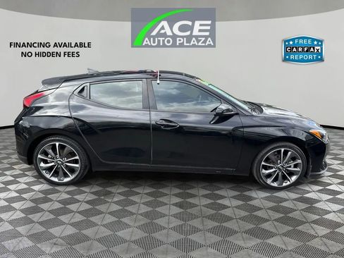 Used 2019 Hyundai Veloster 2.0 Premium image 4