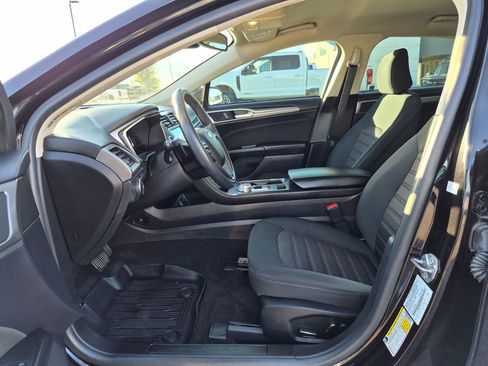 Used 2020 Ford Fusion SE AWD/4WD image 17