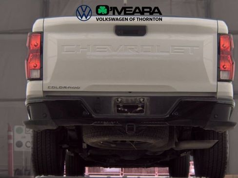 Used 2025 Chevrolet Colorado W/T w/ Advanced Trailering Package AWD/4WD image 7
