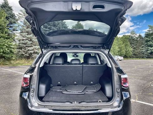 Used 2020 Jeep Compass Latitude image 24