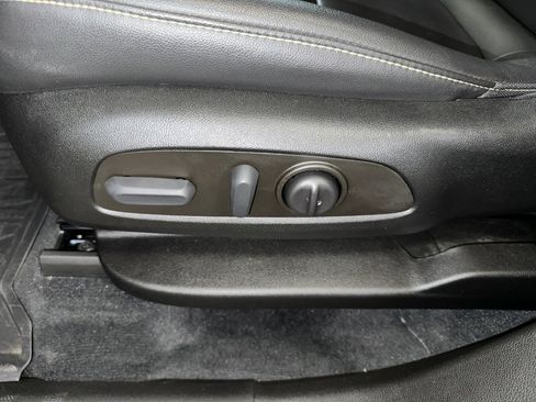 Used 2023 Chevrolet Traverse LT w/ LPO, Floor Liner Package image 3