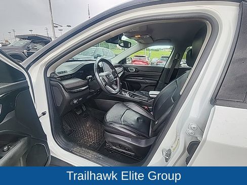 Used 2022 Jeep Compass Trailhawk w/ Trailhawk Elite Group AWD/4WD image 9