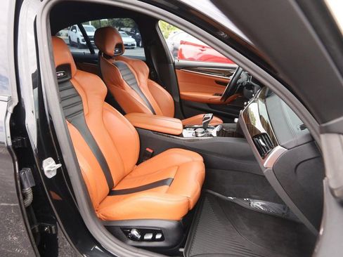 Used 2023 BMW M5 AWD/4WD image 29