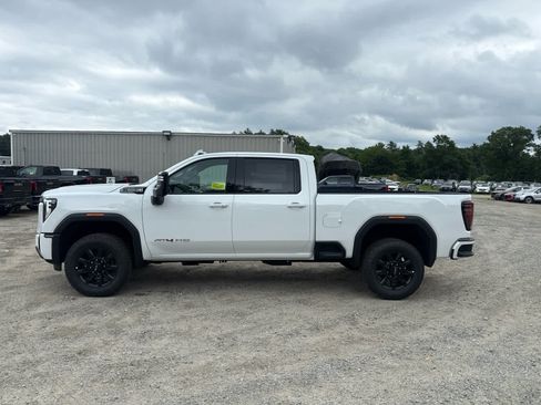 New 2026 GMC Sierra 2500 AT4 w/ Technology Package AWD/4WD image 2