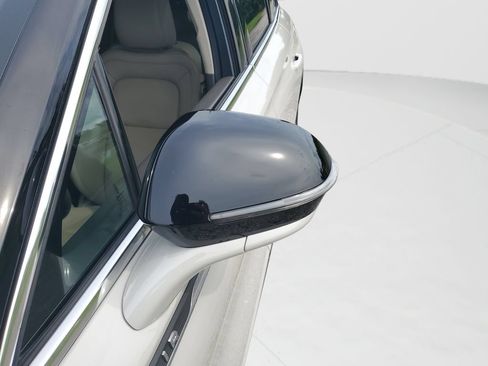 Used 2022 Lincoln Corsair Reserve w/ Elements Package FWD image 26