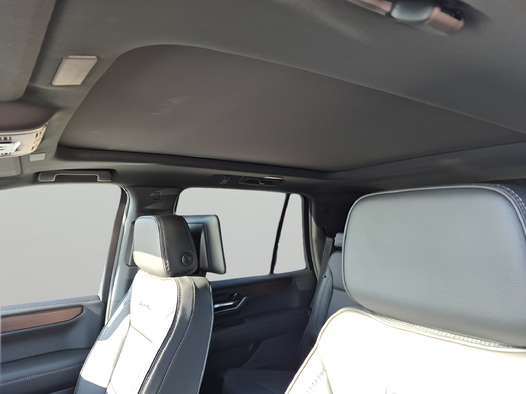 New 2026 GMC Yukon Denali w/ Denali Reserve Package AWD/4WD image 28
