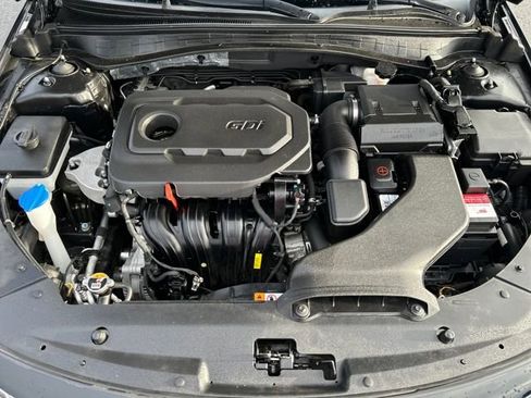 Used 2020 Kia Optima LX image 27