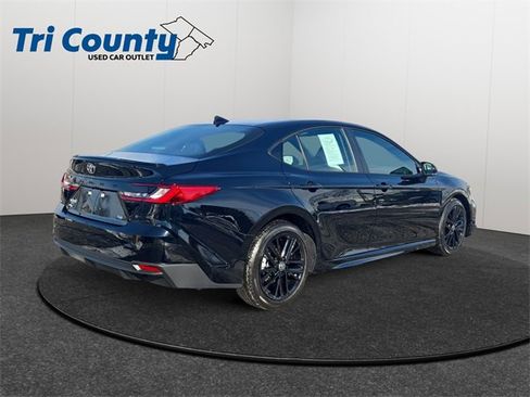 Certified 2026 Toyota Camry SE image 7