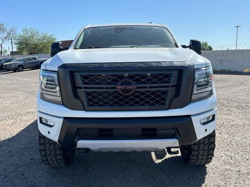 Used 2023 Nissan Titan PRO-4X w/ Pro-4x Convenience Package AWD/4WD image 2
