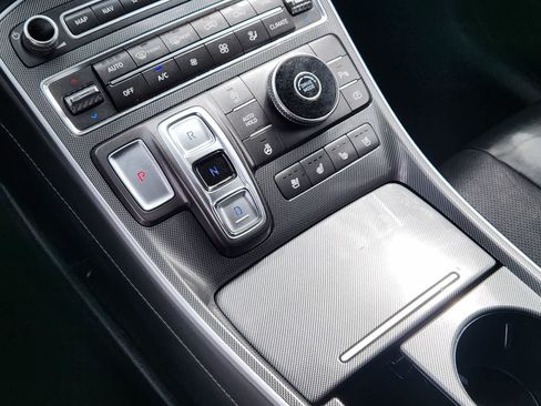Used 2022 Hyundai Santa Fe Limited FWD image 19