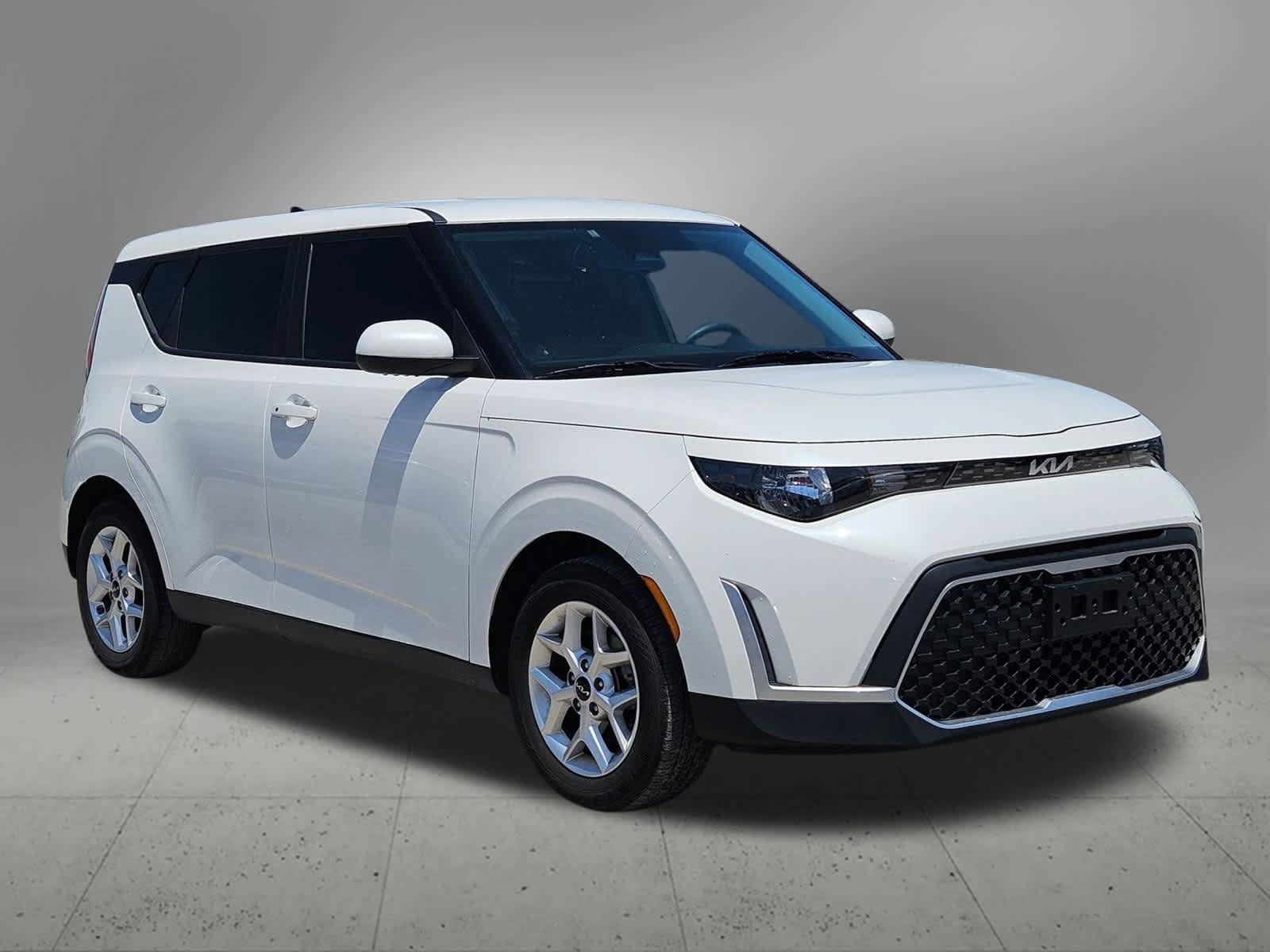Certified 2023 Kia Soul S FWD image 8