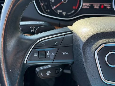 Used 2023 Audi Q5 2.0T Premium w/ Convenience Package image 13