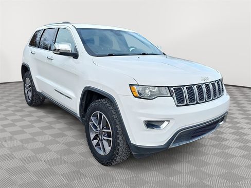 Used 2019 Jeep Grand Cherokee Limited image 3