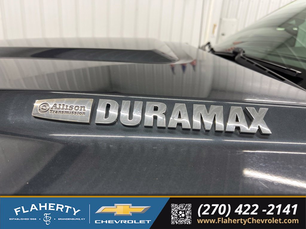 Used 2019 GMC Sierra 2500 Denali w/ Duramax Plus Package AWD/4WD image 17