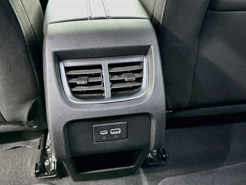 Used 2025 Chevrolet Blazer LT FWD image 27