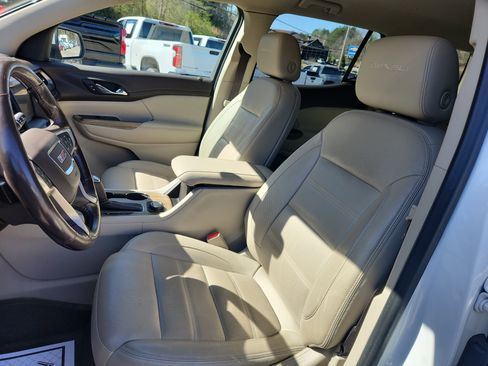 Used 2019 GMC Acadia Denali image 26