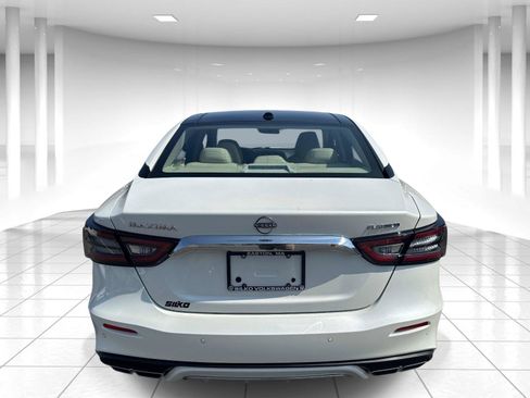 Used 2023 Nissan Maxima Platinum w/ Sport Mat Group FWD image 4