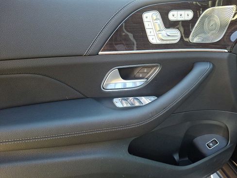 Used 2026 Mercedes-Benz GLE 450 4MATIC image 9