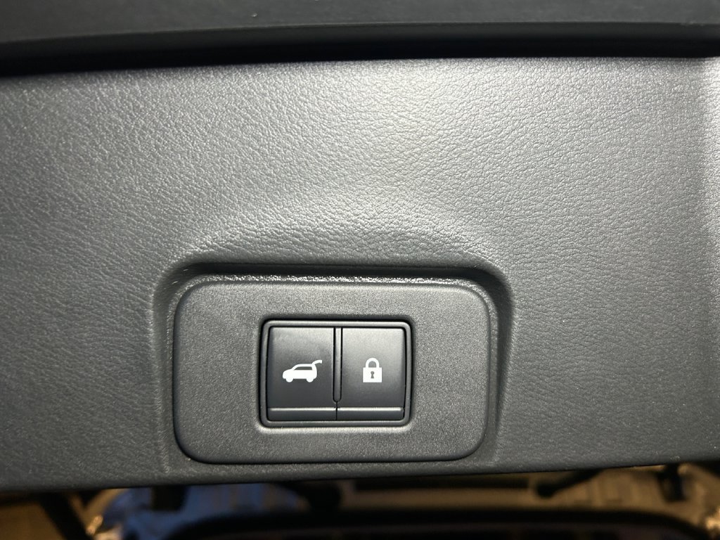 Used 2021 Nissan Rogue SV w/ Premium Package AWD/4WD image 22