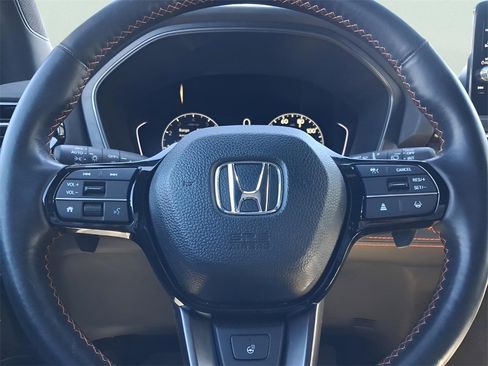 Certified 2025 Honda Pilot TrailSport image 33