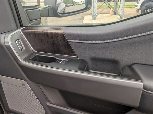 New 2025 Ford F350 Lariat w/ Black Appearance Package image 37