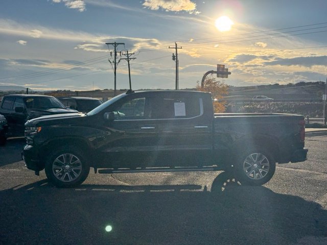 Used 2021 Chevrolet Silverado 1500 High Country w/ Safety Package II AWD/4WD image 2