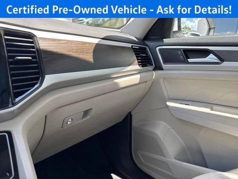 Used 2023 Volkswagen Atlas SE w/ Panoramic Sunroof Package AWD/4WD image 15