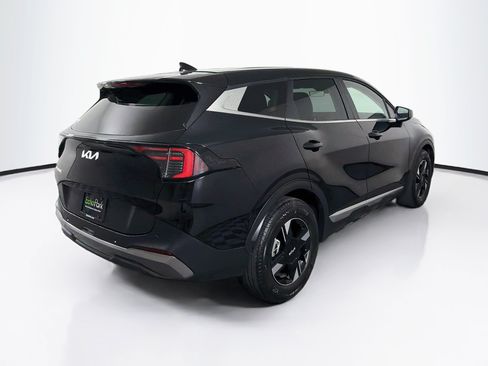 Used 2026 Kia Sportage LX FWD image 9