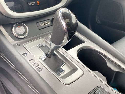 Used 2024 Nissan Murano SL AWD/4WD image 12
