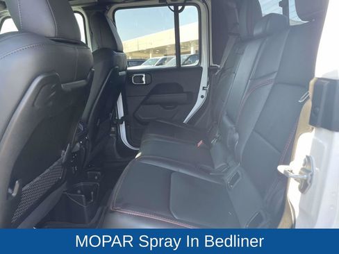 Certified 2025 Jeep Gladiator Rubicon image 21