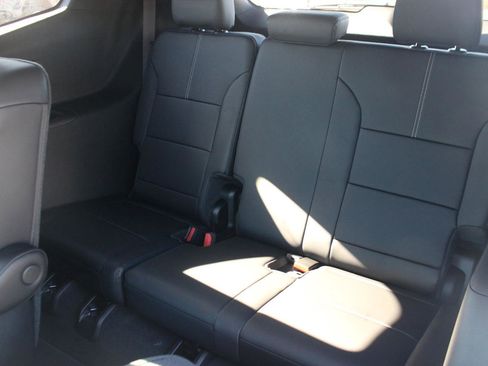 New 2025 GMC Acadia Elevation w/ Elevation Premium Package image 13