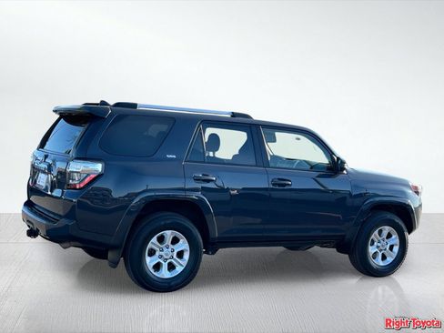 Certified 2024 Toyota 4Runner SR5 AWD/4WD image 7