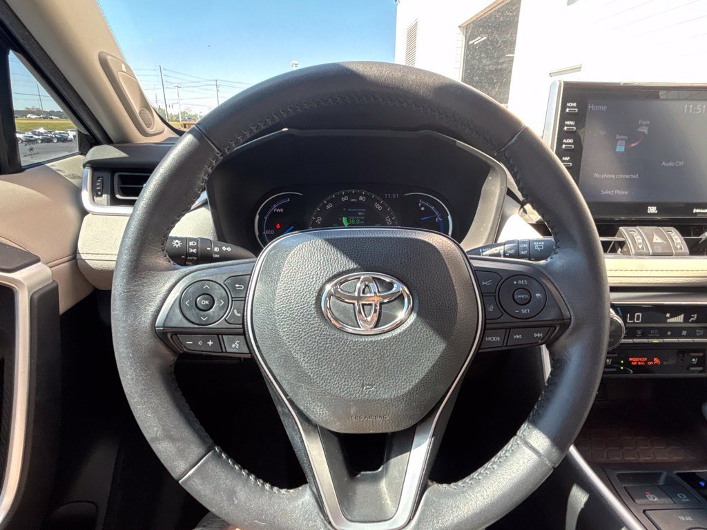 Used 2022 Toyota RAV4 Limited AWD/4WD image 20