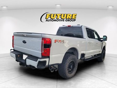 Used 2023 Ford F250 XLT w/ XLT Premium Package AWD/4WD image 3