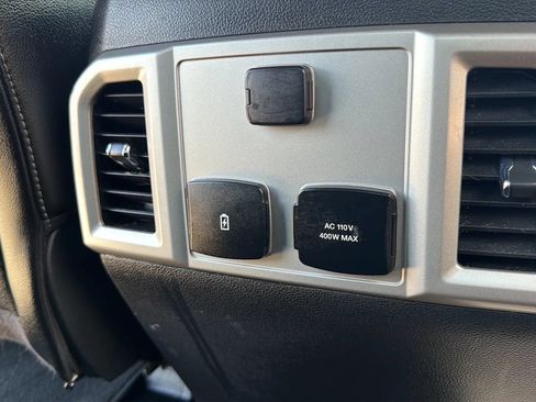 Used 2020 Ford F350 Lariat w/ Lariat Ultimate Package AWD/4WD image 14