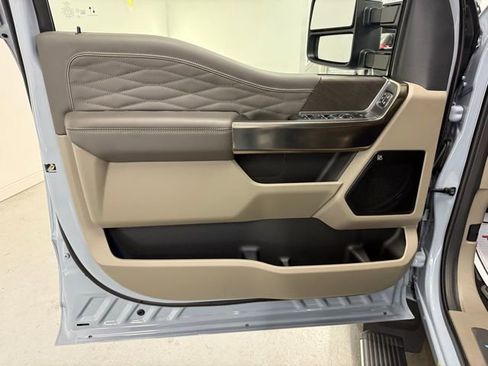 Used 2026 Ford F450 Platinum w/ Platinum Plus Package image 13