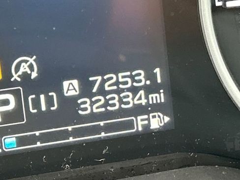 Used 2021 Subaru Forester Premium AWD/4WD image 17