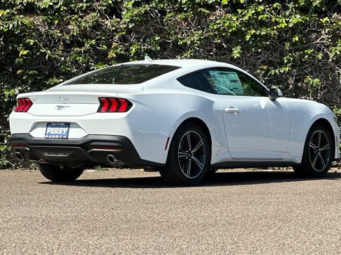 New 2025 Ford Mustang Coupe image 4