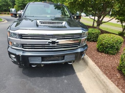 Used 2019 Chevrolet Silverado 3500 High Country w/ Duramax Plus Package AWD/4WD image 14
