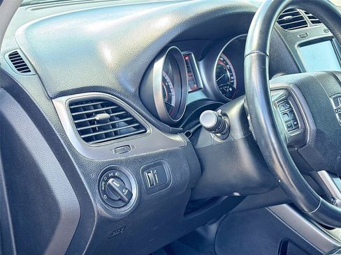 Used 2017 Dodge Journey Crossroad FWD image 10